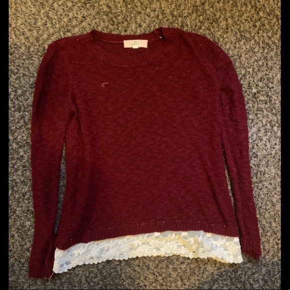 Knit sweater with lace trim - Picture 1 of 2